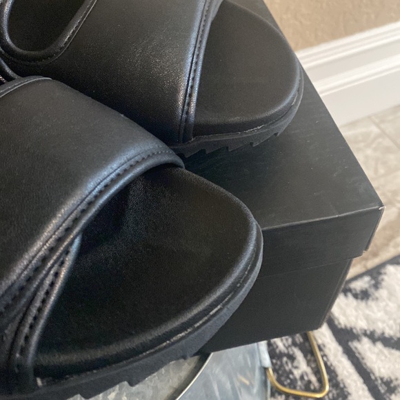 NIB I.N.C. International Levine Mens Black Velcro Slide On Sandal. Pool Walking - Picture 4 of 10